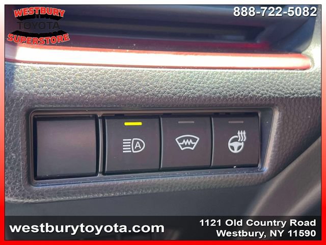 Used 2026 Toyota Prius Plug-In Hybrid FWD image 22