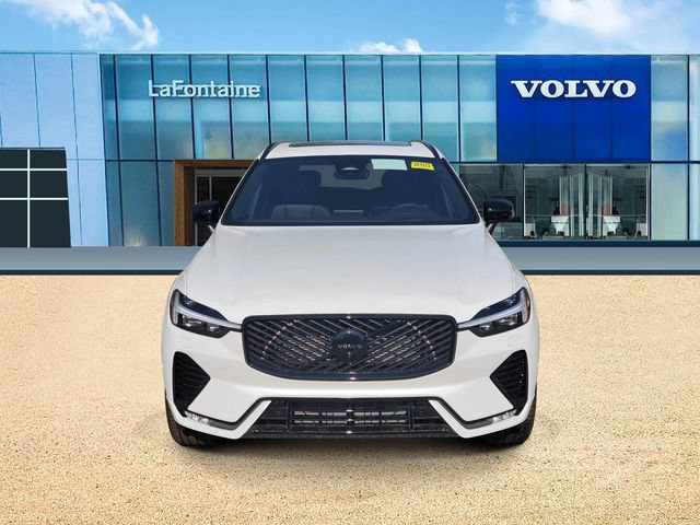 New 2026 Volvo XC60 B5 Ultra w/ Protection Package Premier AWD/4WD image 2