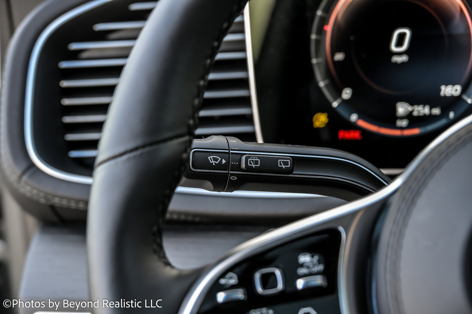 Used 2023 Mercedes-Benz Maybach GLS 600 4MATIC image 39