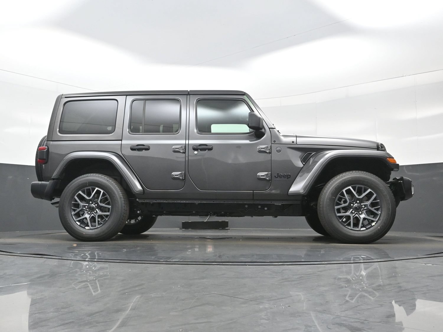 New 2026 Jeep Wrangler Unlimited Sahara AWD/4WD image 19