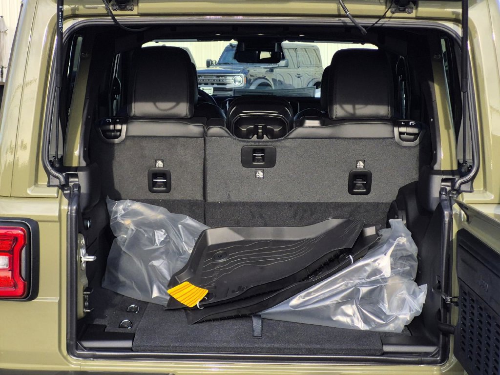 New 2027 Jeep Wrangler Unlimited Rubicon 392 AWD/4WD image 9