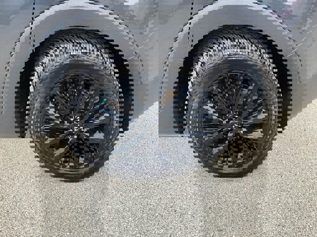 Used 2020 Kia Telluride SX w/ SX Prestige Package image 26