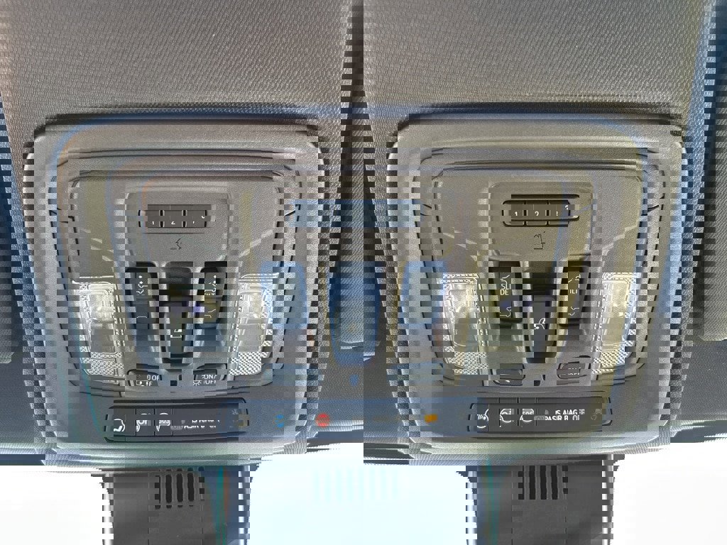 Used 2024 GMC Sierra 2500 Denali w/ Technology Package image 34