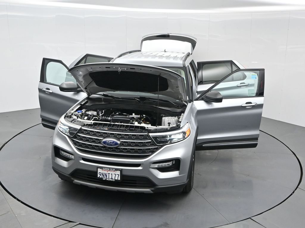 Used 2024 Ford Explorer XLT w/ Equipment Group 202A image 37