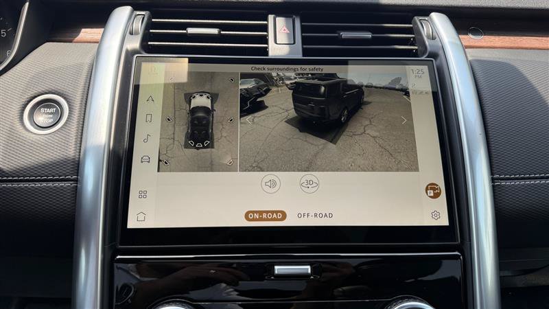 Used 2024 Land Rover Discovery Dynamic SE AWD/4WD image 33