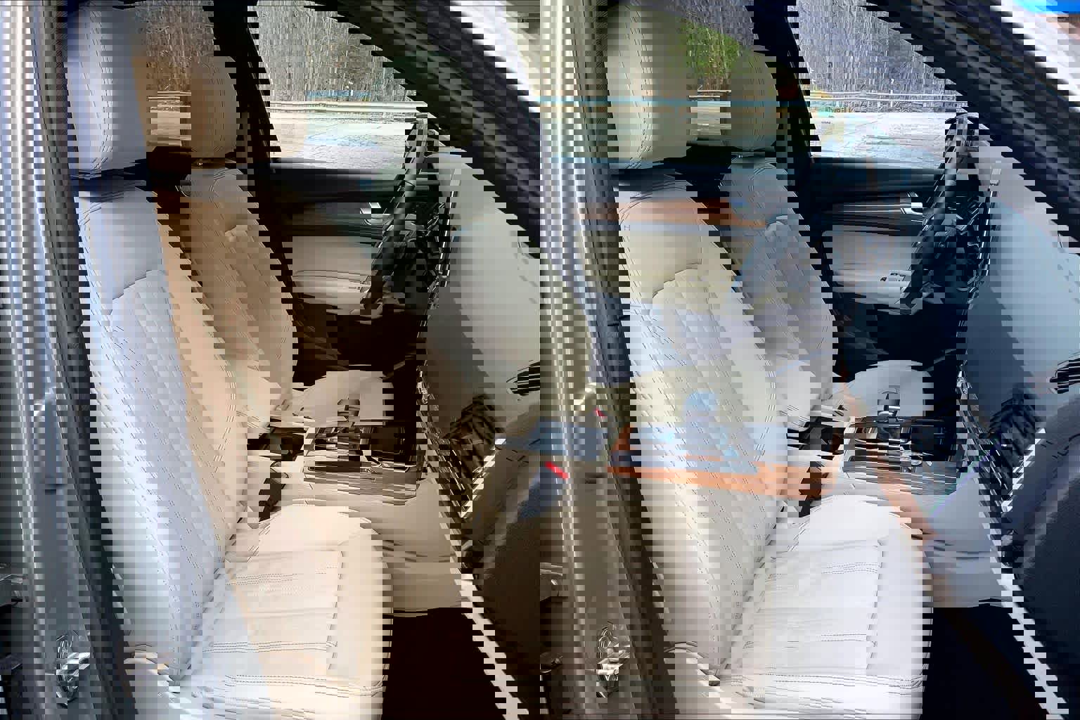 Used 2023 Audi Q5 2.0T Premium w/ Convenience Package image 8