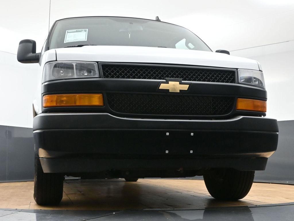 Used 2024 Chevrolet Express 3500 Extended w/ Driver Convenience Package image 47