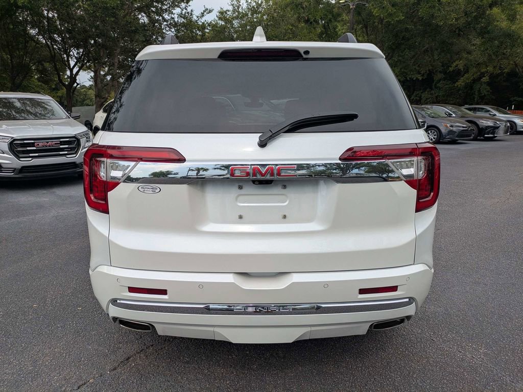 Used 2023 GMC Acadia Denali w/ Denali Ultimate Package FWD image 5
