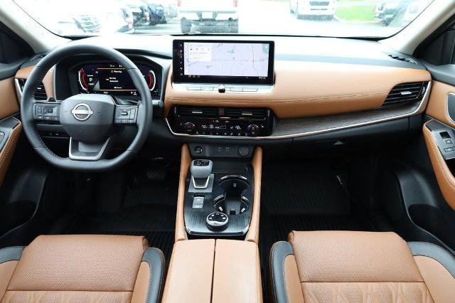 Certified 2025 Nissan Rogue Platinum w/ Platinum Premium Package image 27