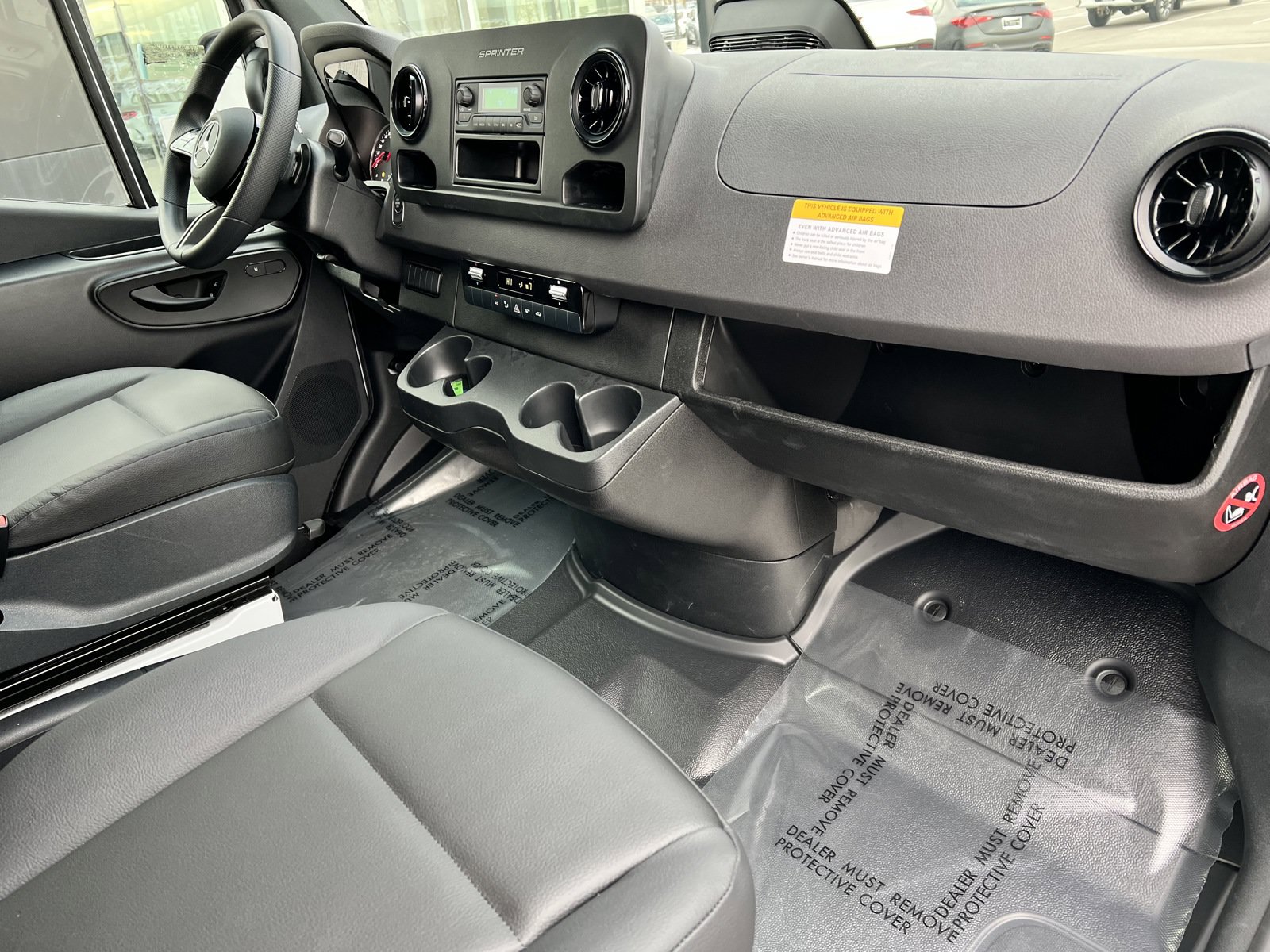 Used 2025 Mercedes-Benz Sprinter 2500 image 23