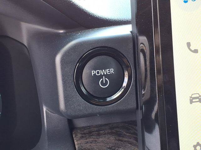 Certified 2026 Toyota Tacoma Limited AWD/4WD image 12