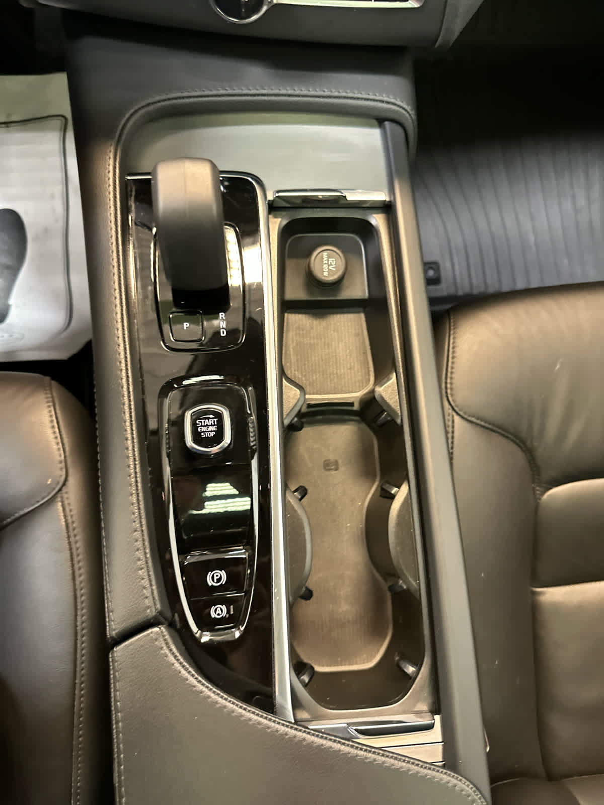 Used 2023 Volvo XC90 B5 Core w/ Protection Package image 24