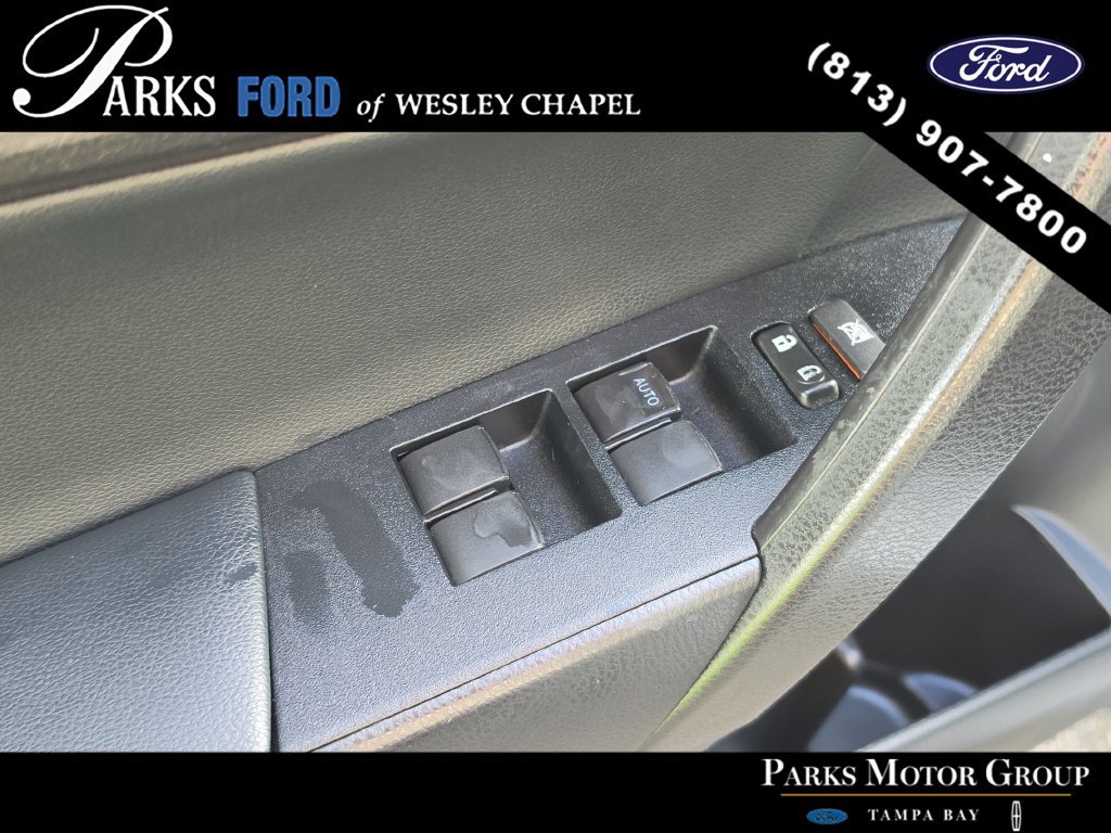 Used 2017 Toyota Corolla SE FWD image 18