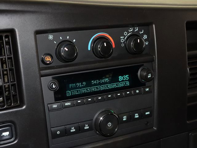 Used 2024 GMC Savana 2500 w/ Driver Convenience Package image 15