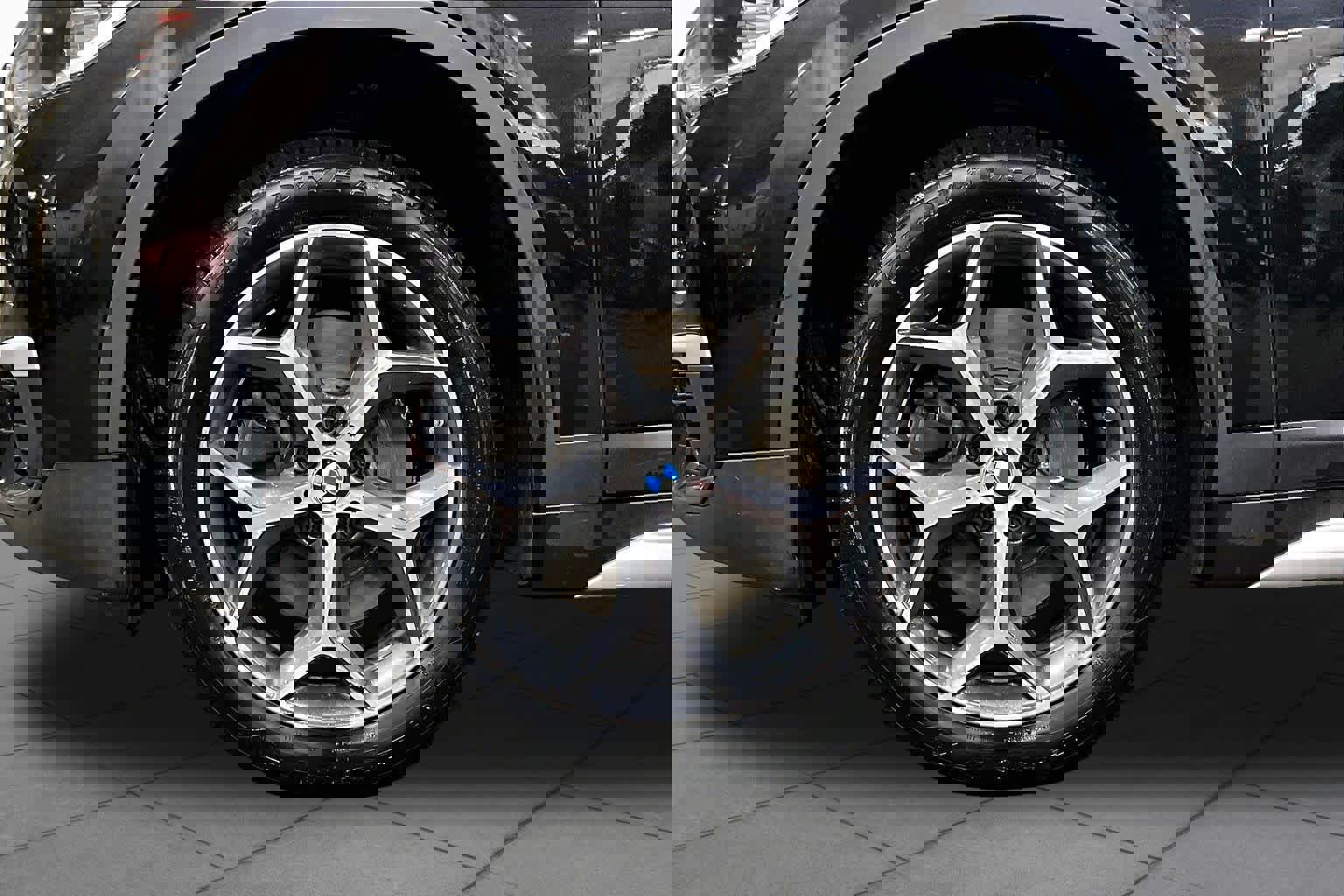 Used 2018 BMW X1 xDrive28i w/ Convenience Package AWD/4WD image 12