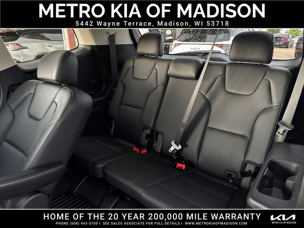 Used 2025 Kia Telluride S AWD/4WD image 35
