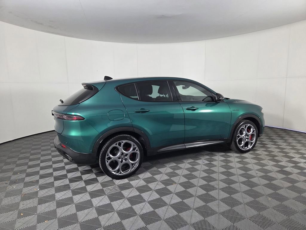 Used 2024 Alfa Romeo Tonale Veloce image 6