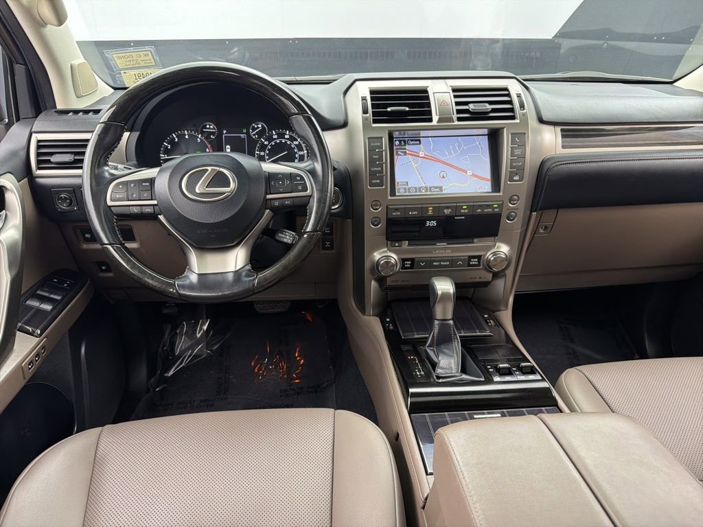 Used 2020 Lexus GX 460 Premium w/ Premium Package image 8
