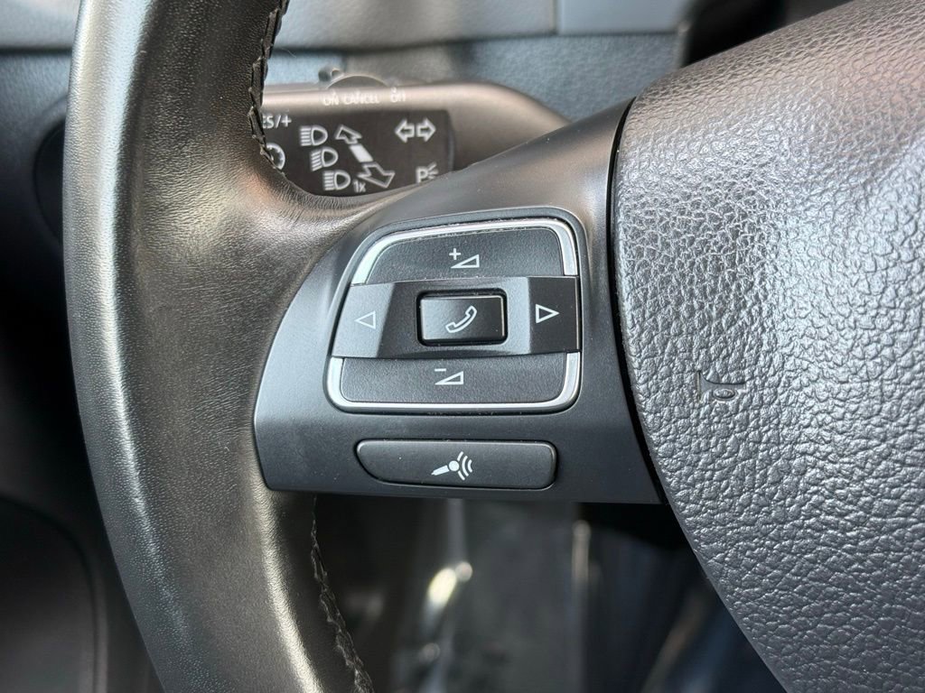 Used 2017 Volkswagen Tiguan S FWD image 25