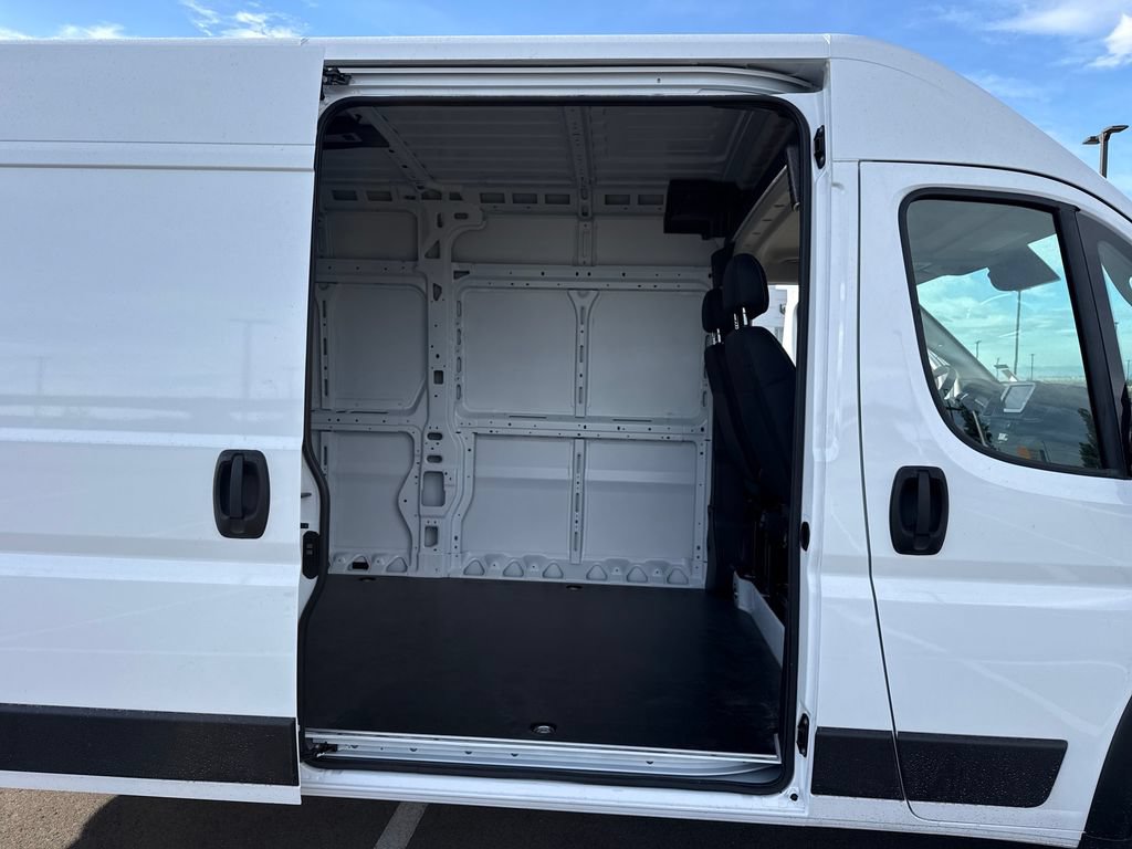 New 2027 RAM ProMaster 2500 w/ Convenience Group FWD image 23