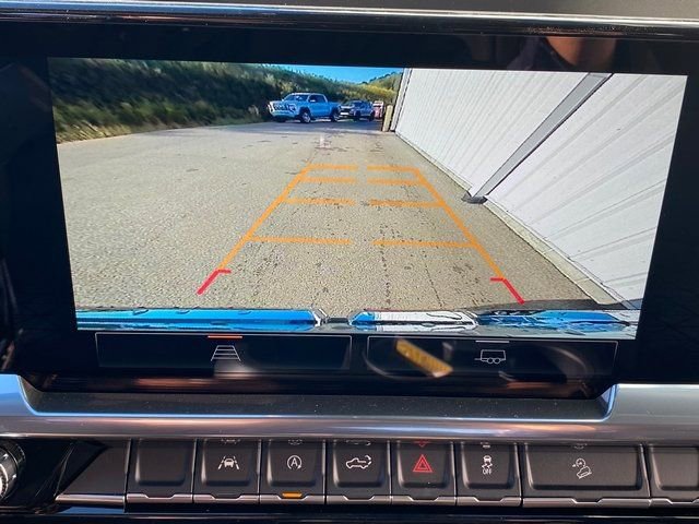 New 2026 GMC Sierra 1500 SLE image 9