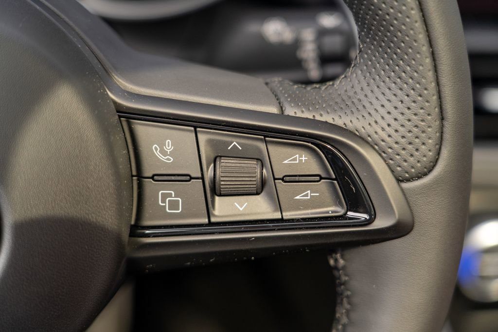 New 2025 Alfa Romeo Giulia w/ Veloce Package Rwd image 28