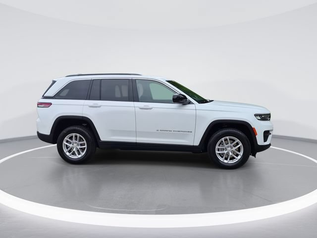 New 2026 Jeep Grand Cherokee Laredo X RWD image 9