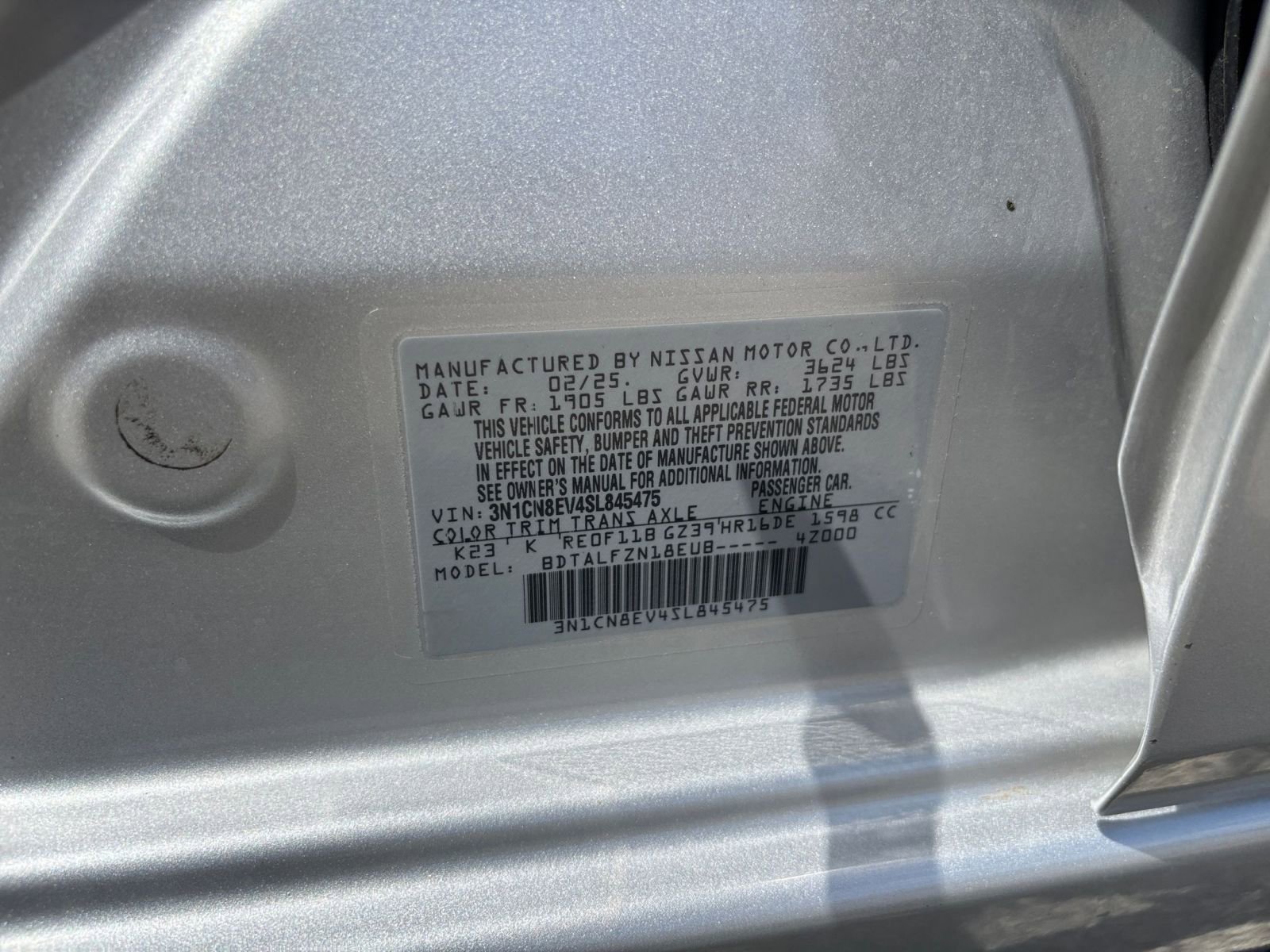 Used 2025 Nissan Versa SV FWD image 27