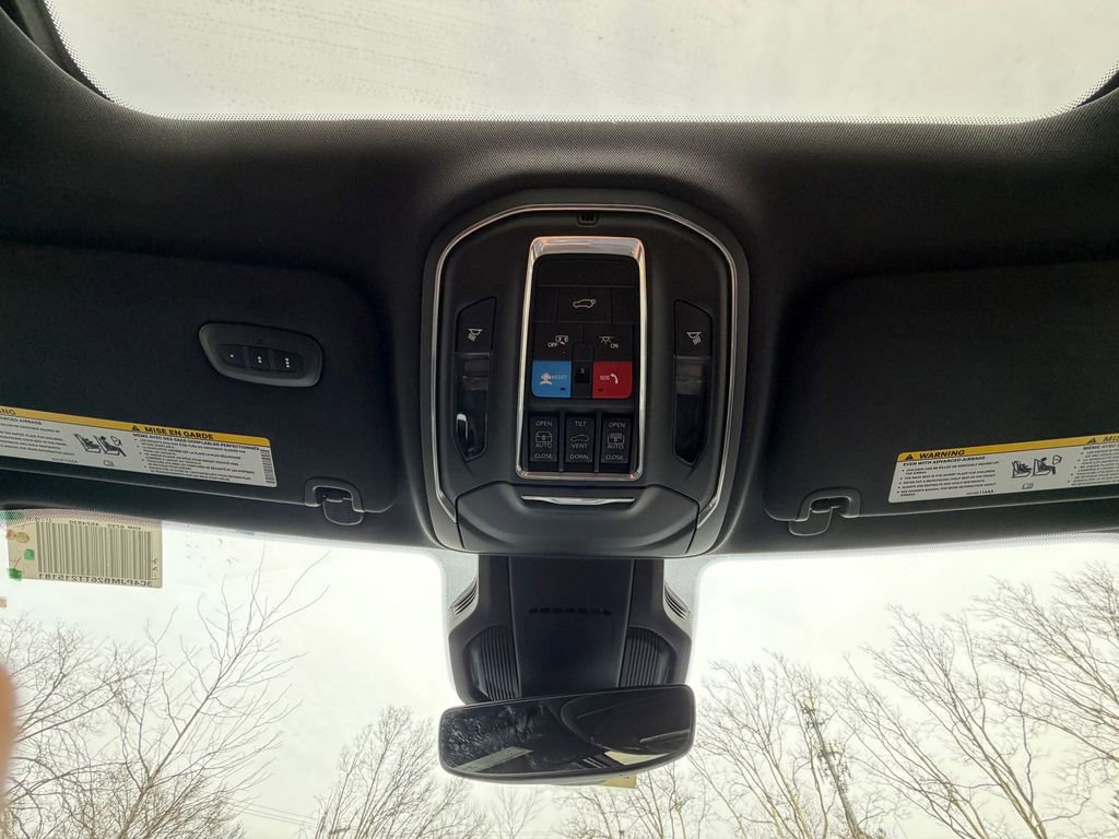 New 2026 Jeep Cherokee Limited image 27