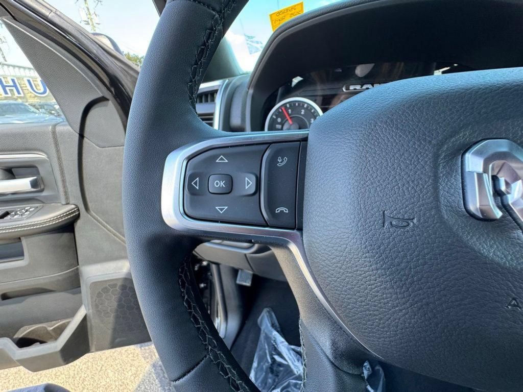 New 2025 RAM 2500 Big Horn AWD/4WD image 19