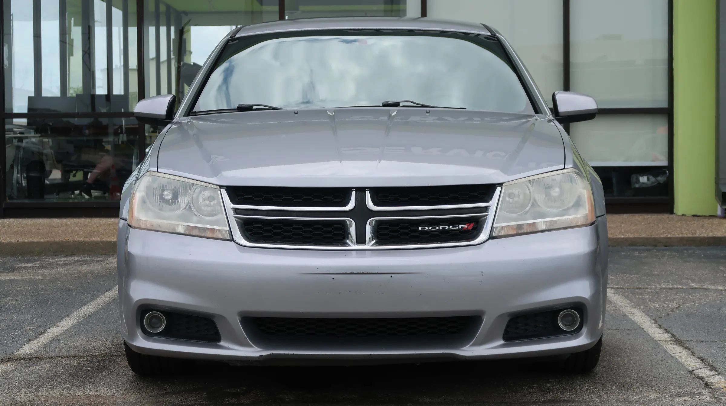 Used 2014 Dodge Avenger SXT FWD image 2