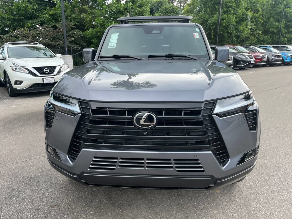 Used 2025 Lexus GX 550 w/ Accessory Package (2T) AWD/4WD image 33