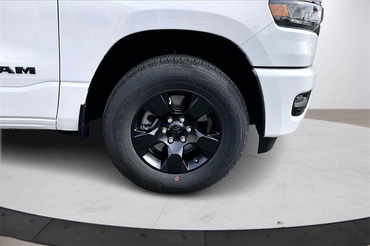 Certified 2025 RAM 1500 Tradesman w/ Night Edition image 32