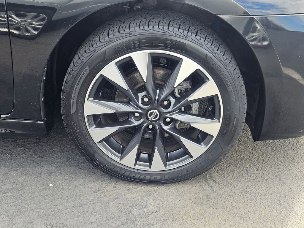 Used 2019 Nissan Sentra SR image 31