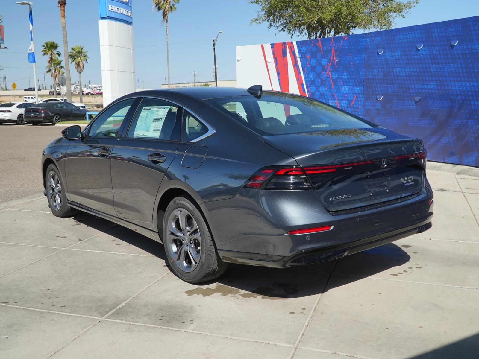 Used 2026 Honda Accord EX-L image 9