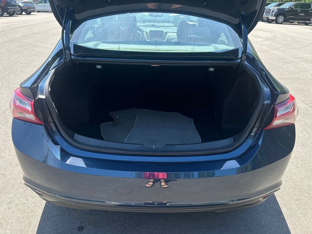 Used 2022 Chevrolet Malibu LT FWD image 14