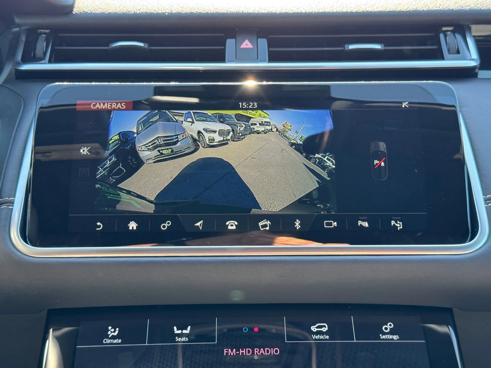 Used 2020 Land Rover Range Rover Velar R-Dynamic HSE AWD/4WD image 26