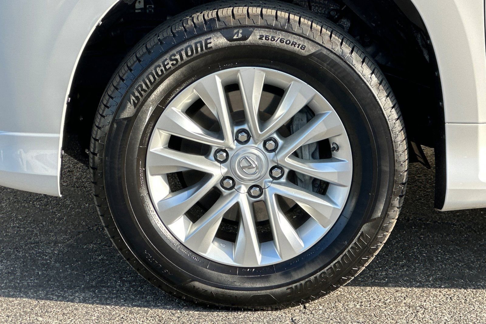 Used 2017 Lexus GX 460 Premium w/ Premium Package image 37