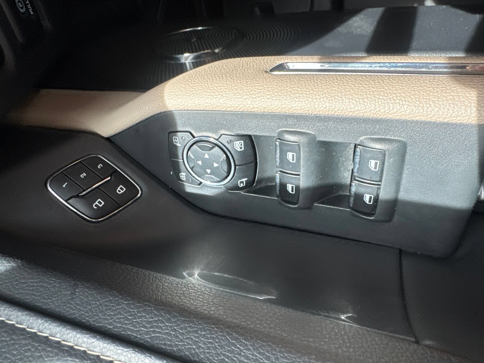 Used 2024 Ford Expedition Max Limited AWD/4WD image 25