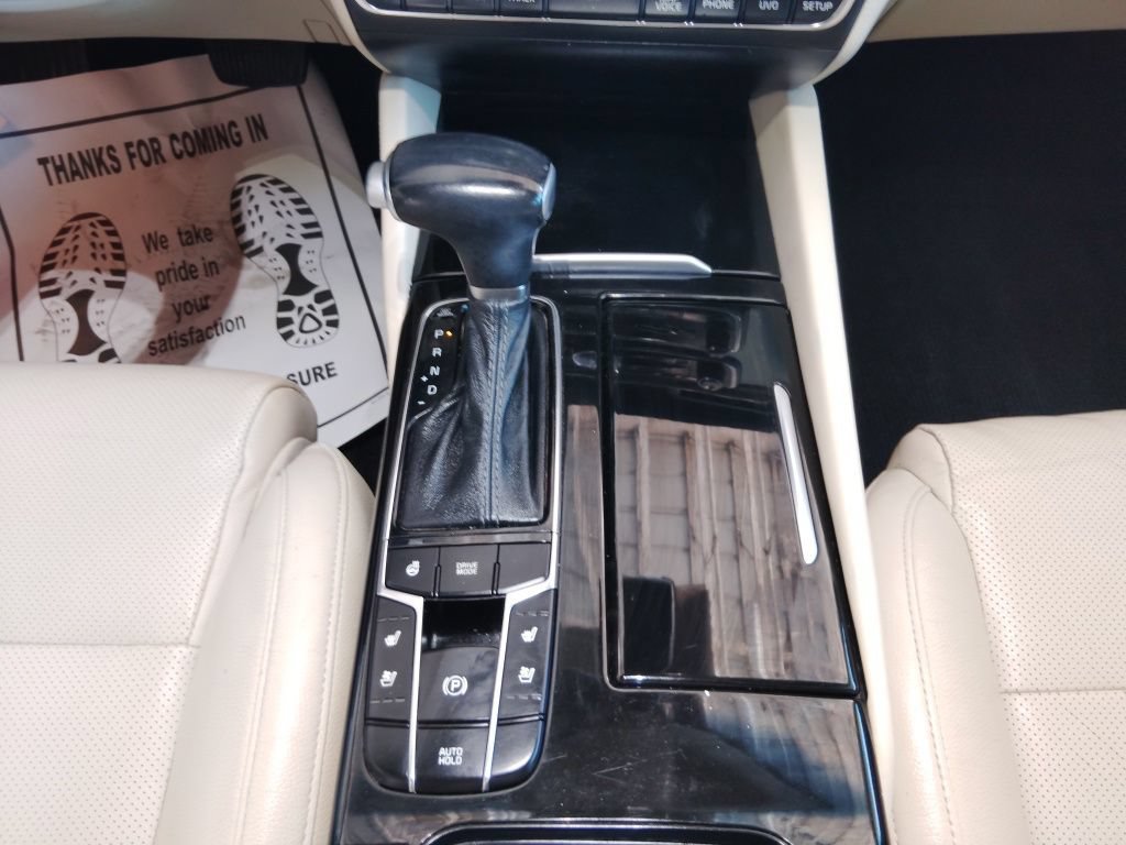 Used 2017 Kia Cadenza Technology FWD image 24