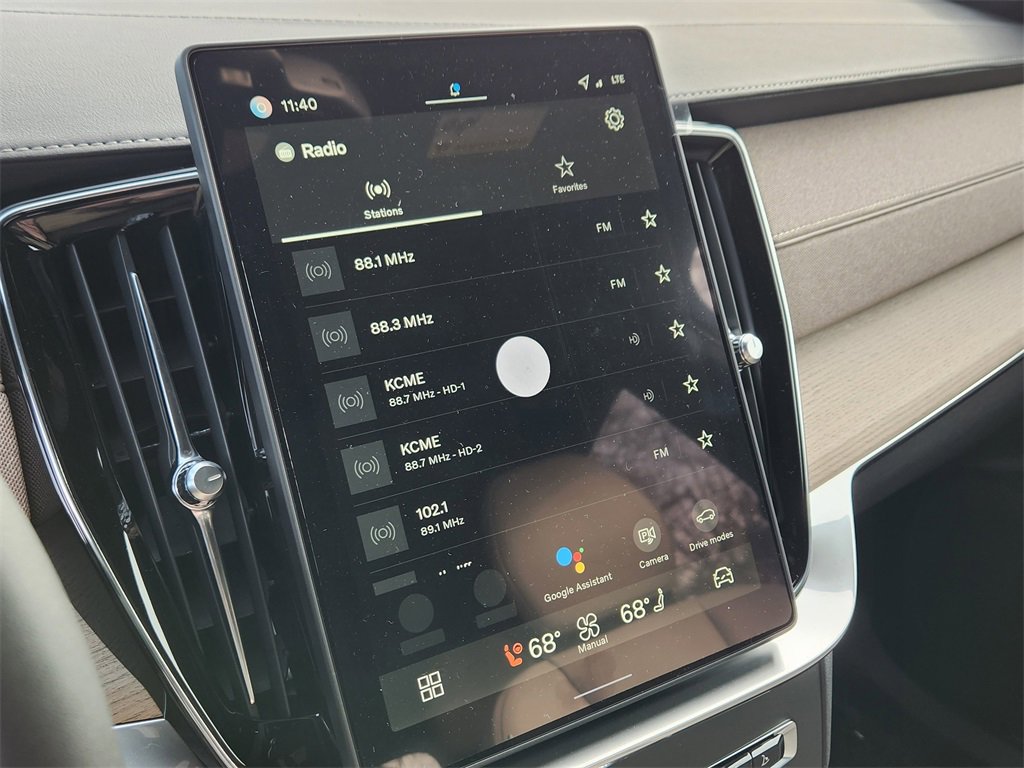 New 2026 Volvo XC90 T8 Ultra w/ Lounge Package image 12