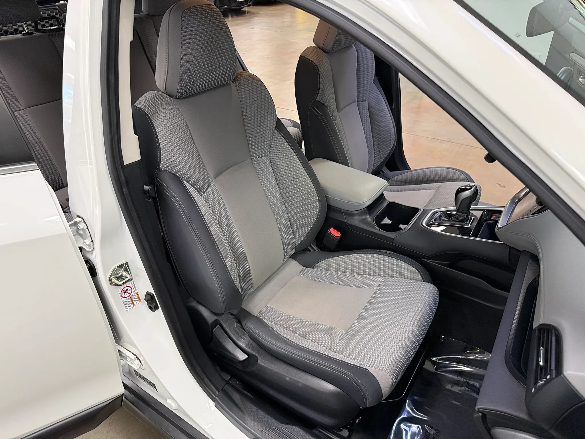 Used 2020 Subaru Outback Premium AWD/4WD image 8