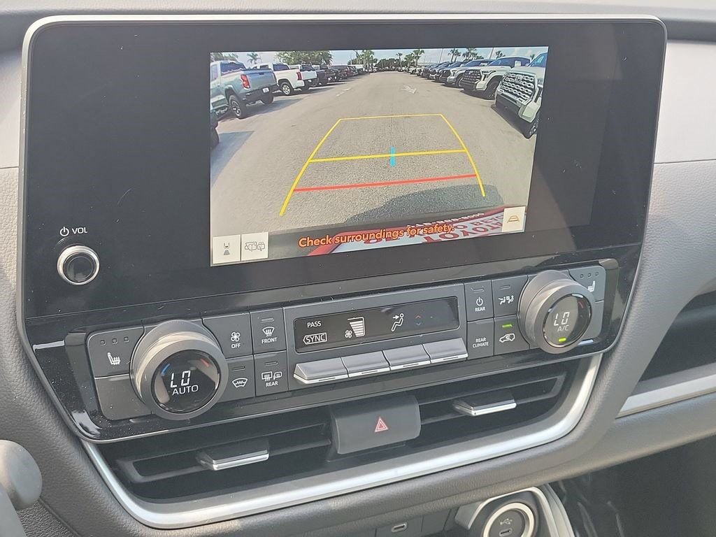 Certified 2026 Toyota Grand Highlander FWD image 15