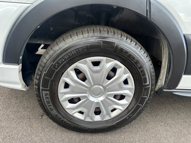 Used 2021 Ford Transit 350 XLT image 32