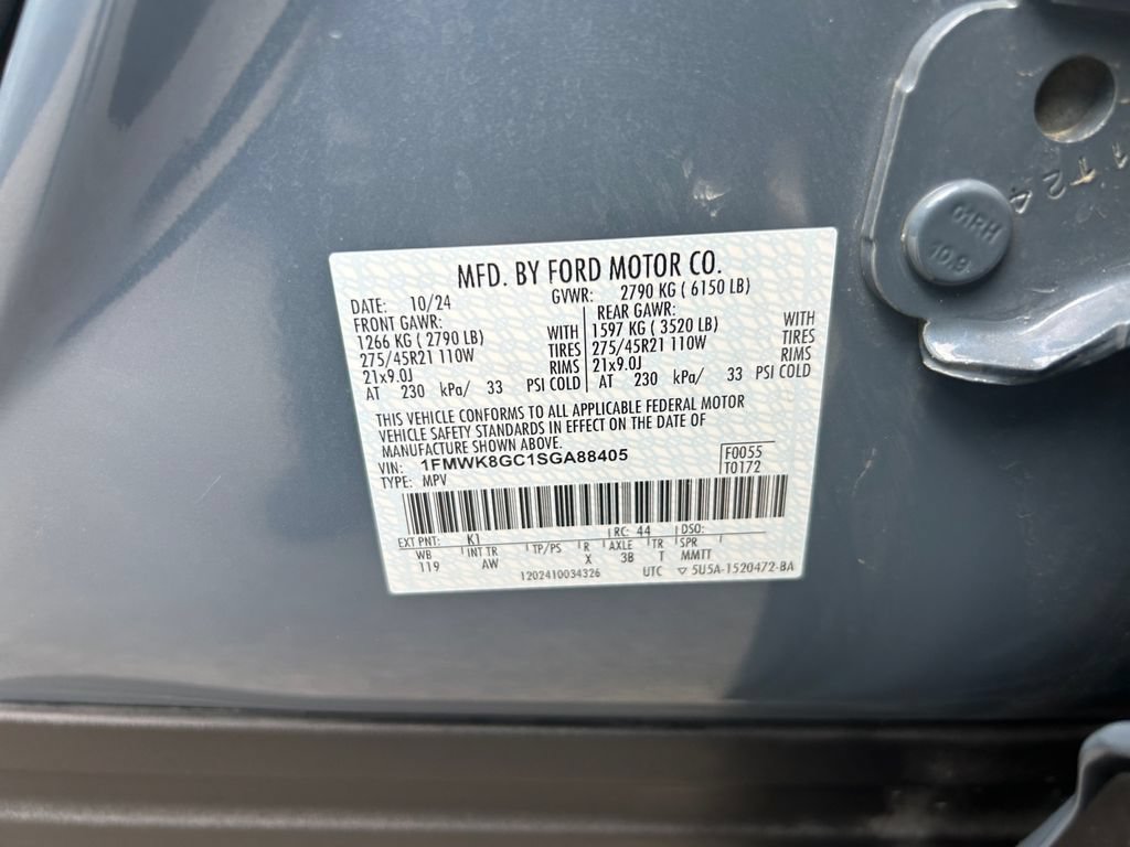 Used 2025 Ford Explorer ST AWD/4WD image 32