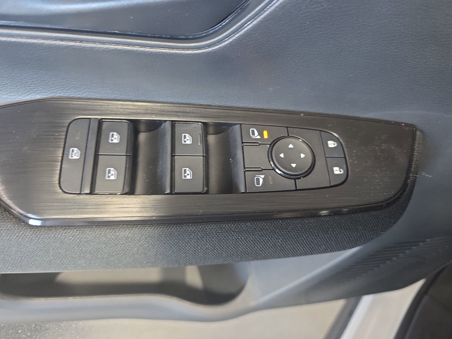 New 2026 Nissan Kicks S FWD image 26