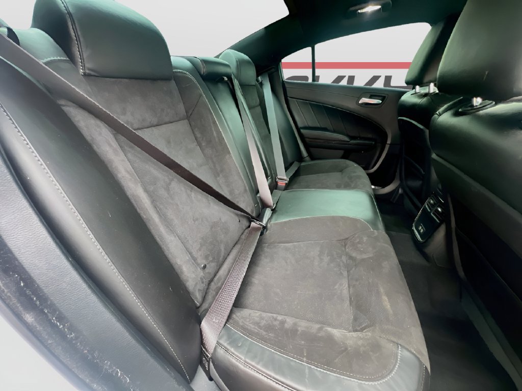 Used 2023 Dodge Charger R/T w/ Plus Group RWD image 26