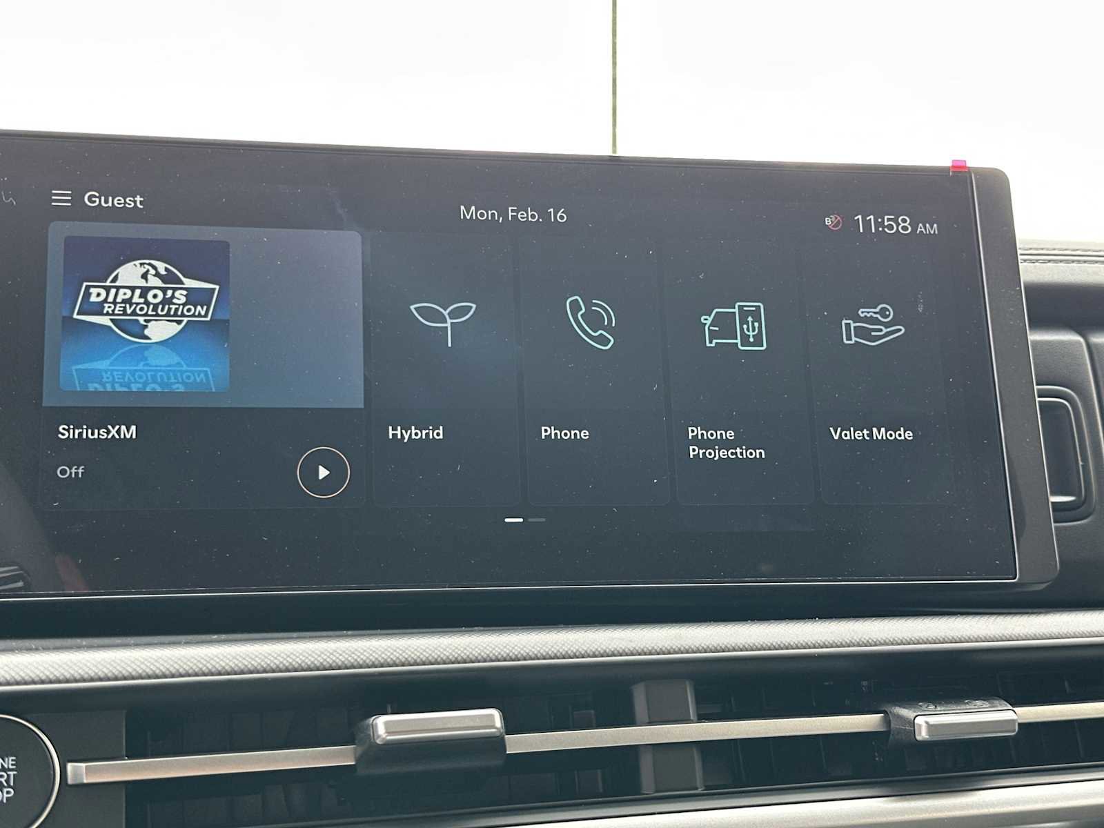 New 2026 Hyundai Santa Fe SEL FWD image 16