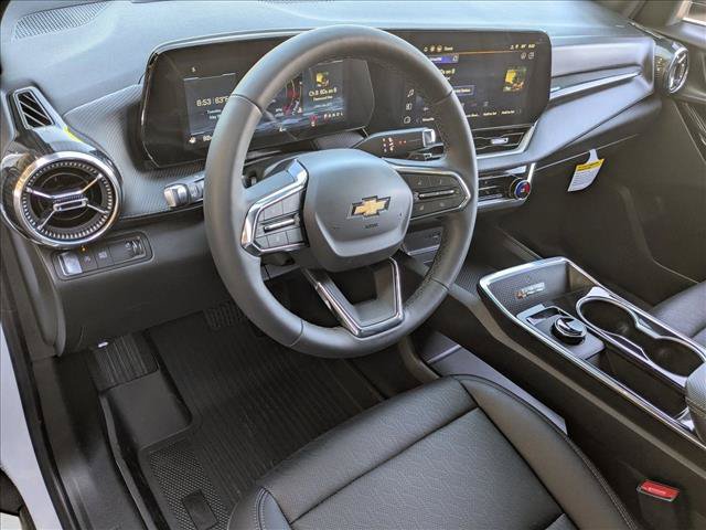 New 2026 Chevrolet Equinox LT w/ Convenience Package II FWD image 3