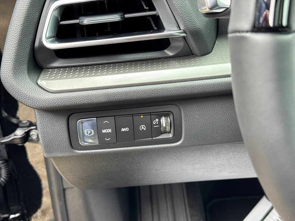 New 2026 Chevrolet Traverse LT w/ Enhanced Driving Package AWD/4WD image 13